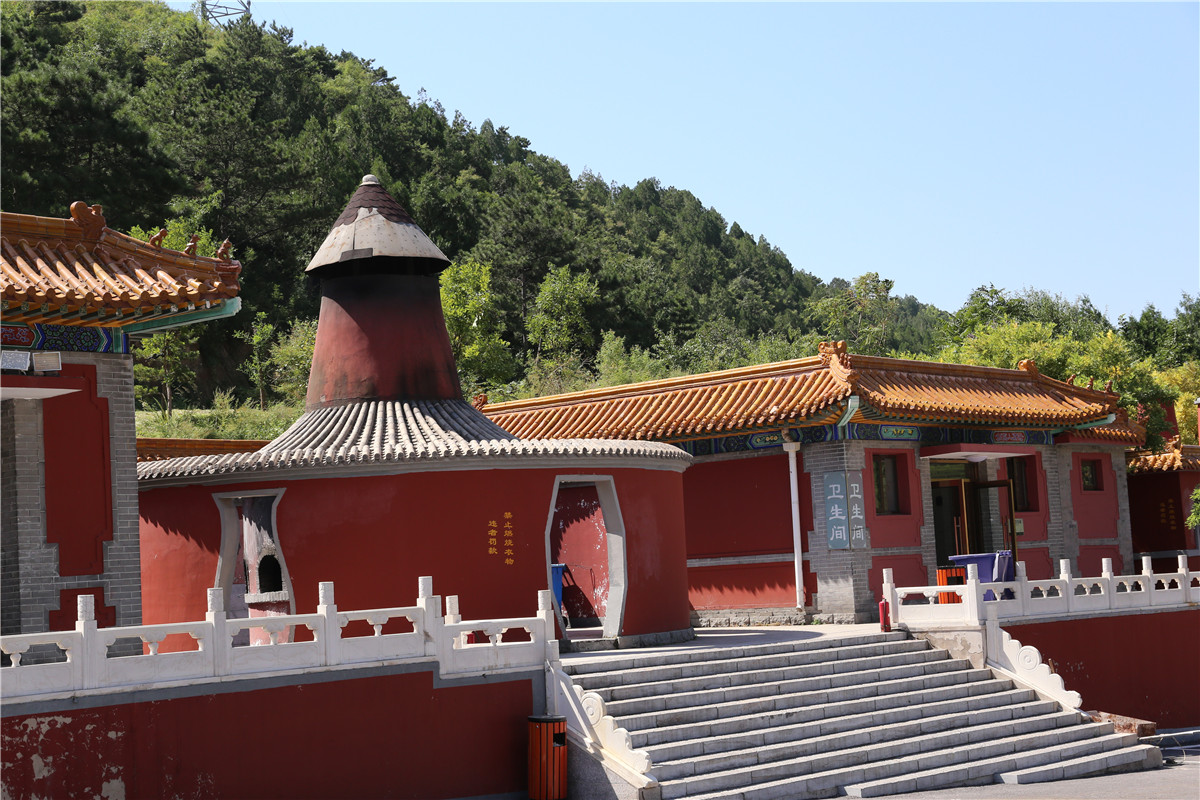 盘龙台公墓