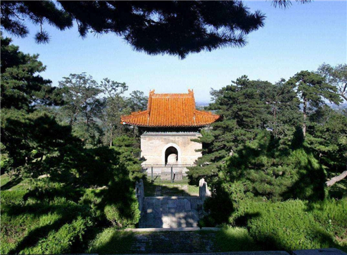 七王坟公墓