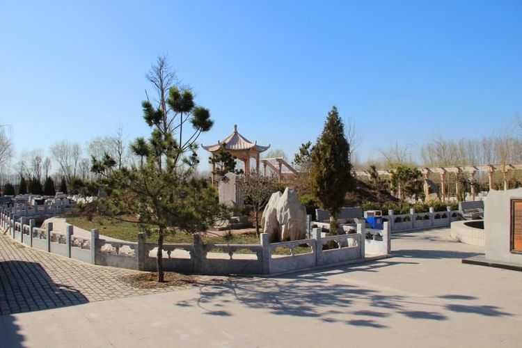 通州德芳潭陵园怎么样?(图1) 通州德芳潭陵园怎么样?(图1)