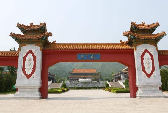 天寿陵园位置在哪里,墓地价格是多少钱(图1) 天寿陵园位置在哪里,墓地价格是多少钱