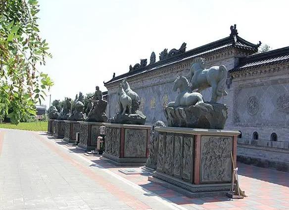 思亲园墓地价格多少钱？