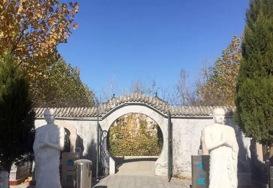 惠灵山公墓和其他的公墓有什么不同？
