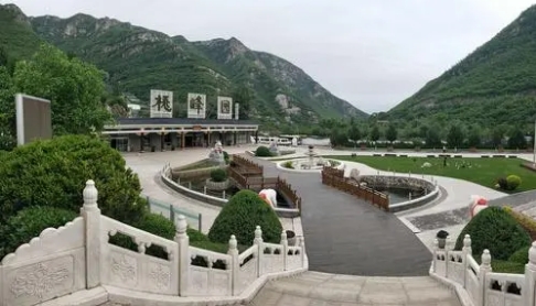 桃峰园和天寿陵园哪个好