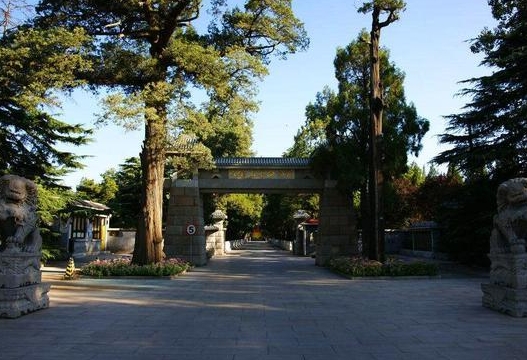 八宝山革命公墓客服电话是多少
