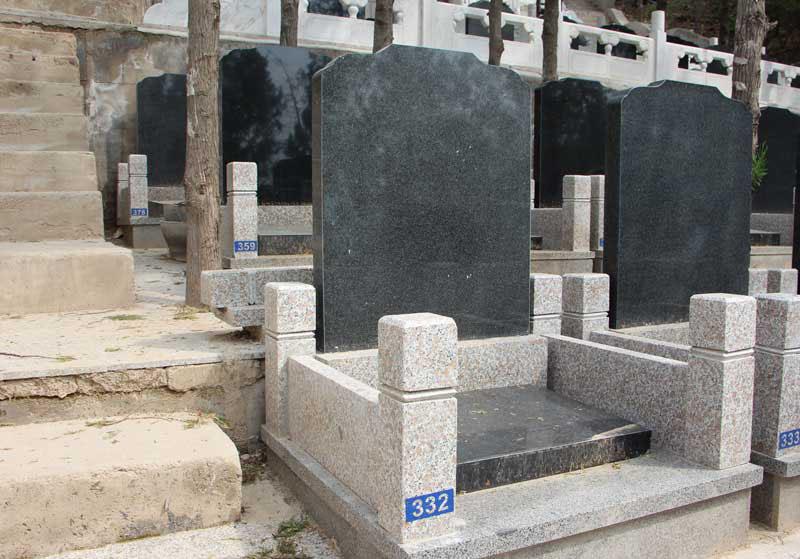 龙翠园一区:荣华碑