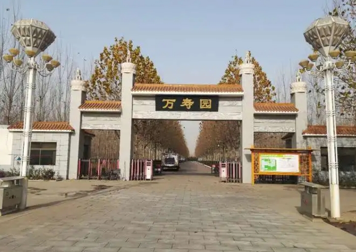 大门