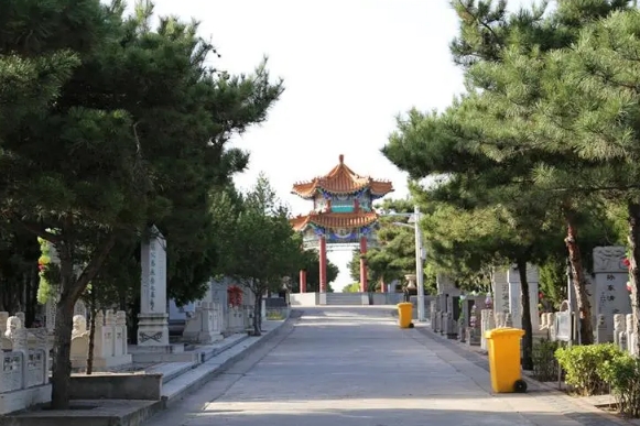 北京丰台太子峪陵园墓地价格多少钱？