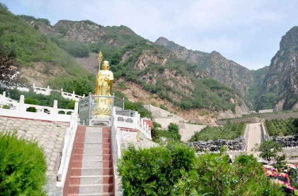 盘龙台公墓和天寿陵园哪个好
